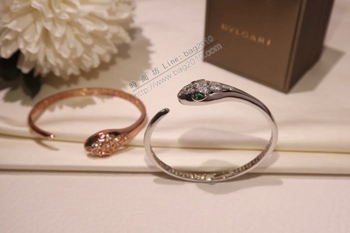 Bvlgari飾品 寶格麗蛇寶石手鐲 Bvlgari經典手鐲  zgbq3269